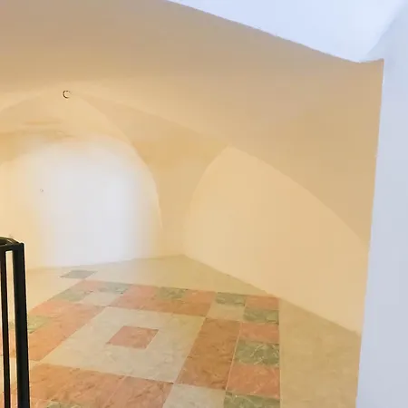 Semesterbostad Ricriu, Nel Cuore Del Borgo